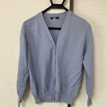 몽블랑 스카이블루 가디건 L 사이즈