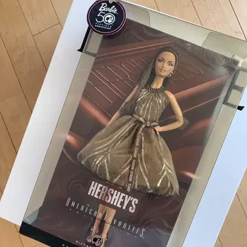 레어템 Barbie 바비 인형 허쉬 콜라보