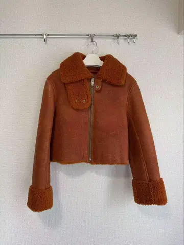 초레어 YEEZY SEASON 3 Lamb Shearling 자켓