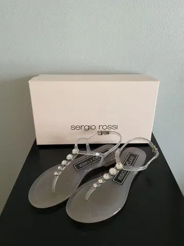 Sergio rossi 크리스탈 샌들