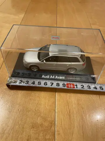 아우디 A4 Avant 미니카 실버