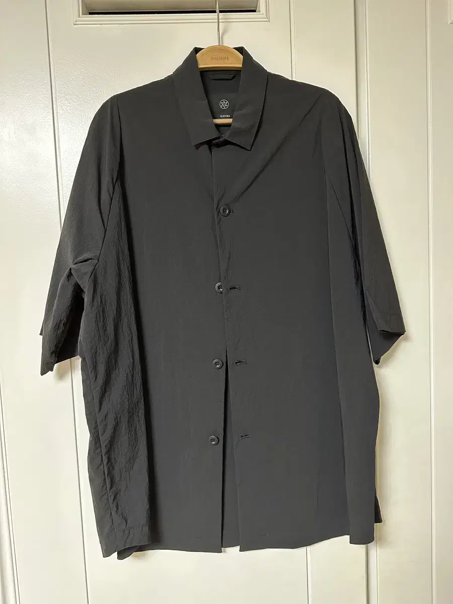 Teatora Short Sleeve Shirt Size 3