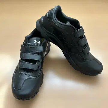 Under Armour 스니커즈 28cm