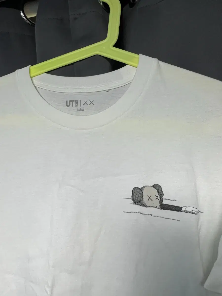 유니클로 UT 카우스 반팔티 L (100)