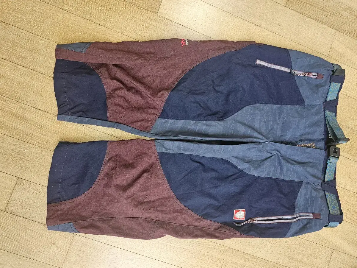 Blackyak Men's Shorts