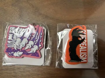 YOASOBI 초현실 라이브 회장에서 한정판 가챠 러버 키링
