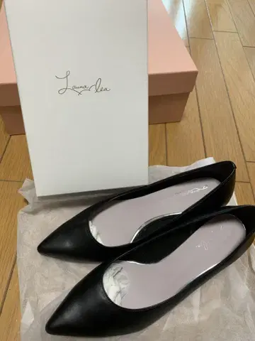 라우나레아 스틸레토 펌프스 25