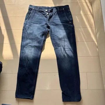 케어 라벨 데님 팬츠 사이즈 32