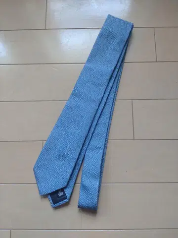 조르지오 아르마니 넥타이