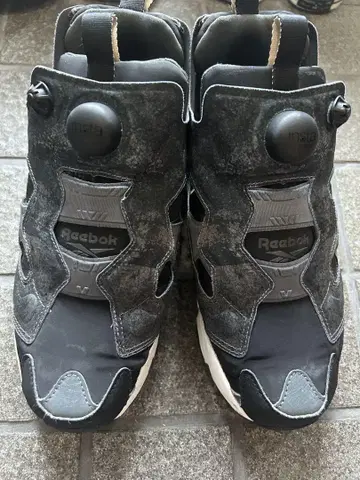 리복 Instapump Fury 그레이/블랙