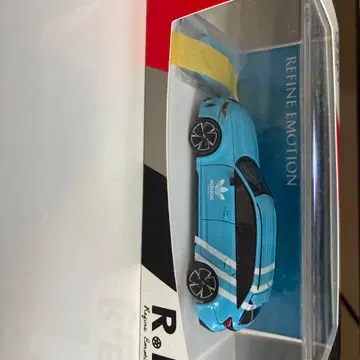 1/64 리파인 에모션 아우디 RS-6