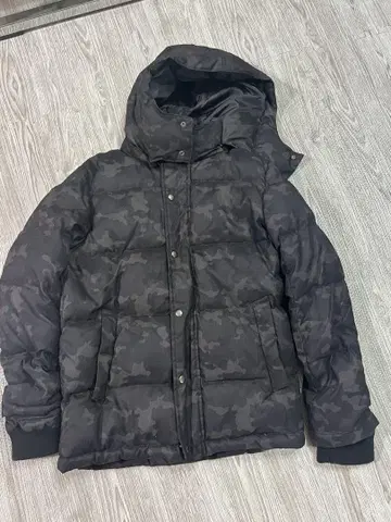 카모플라주 패턴 다운 자켓 일본제