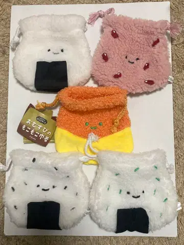 오무스비 모코모코 복조리 니코리노 쿠오리아 가챠