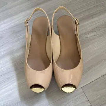 JIMMY CHOO 플랫폼 오픈토 샌들