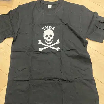 TMGE 스컬 디자인 티셔츠 M 사이즈