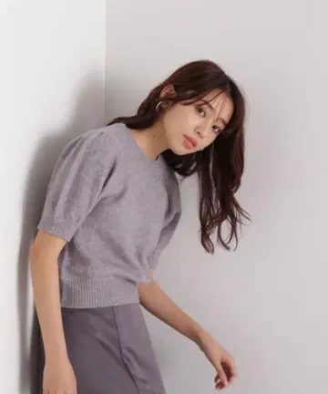 NATURALBEAUTYBASIC 에어리 모헤어 라이크 니트 반팔 프리