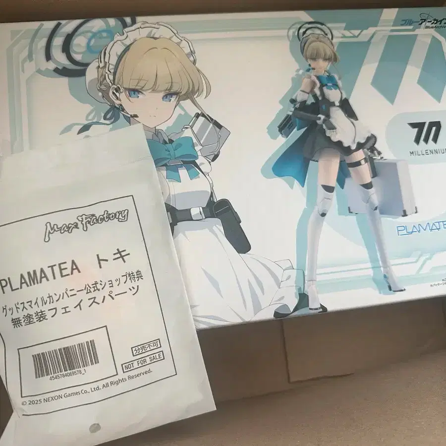 ブルーアーカイブ 韓国 カフェ メモリアルウェルカム パッケージ 韓国