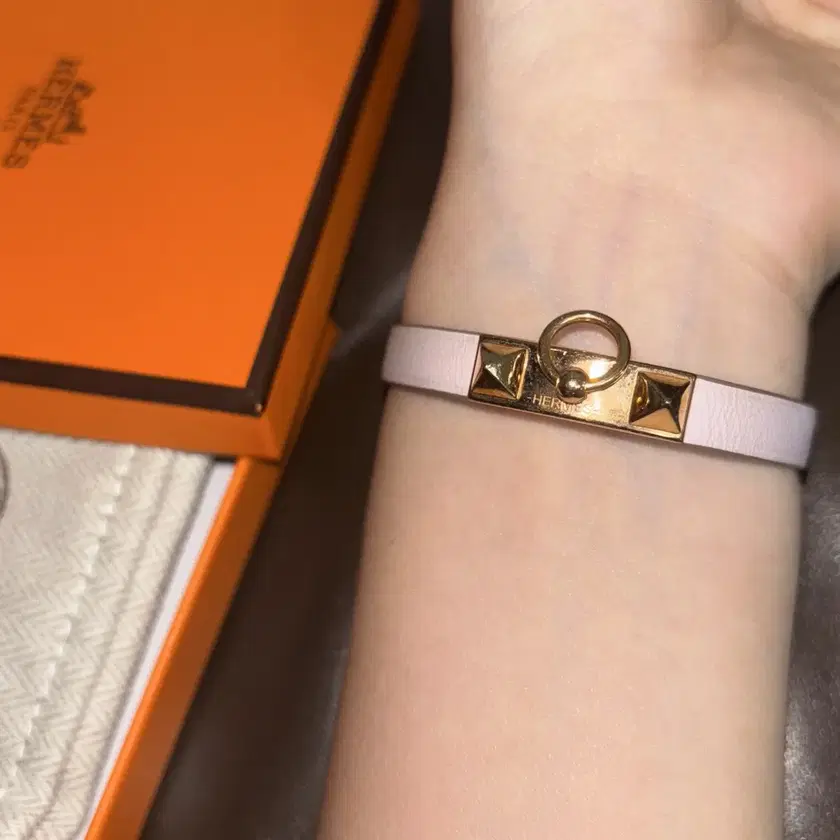 【HERMES 】直営店買付★Rivale Mini bracelet 希少カラー Rivale Mini bracelet | Hermès Mainland China