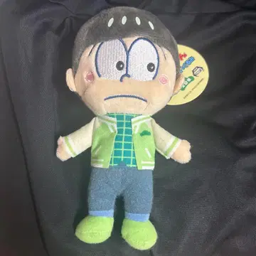 오소마츠 6쌍둥이 바시티 자켓 봉제 인형