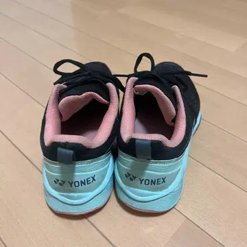 요넥스 테니스화 여성용