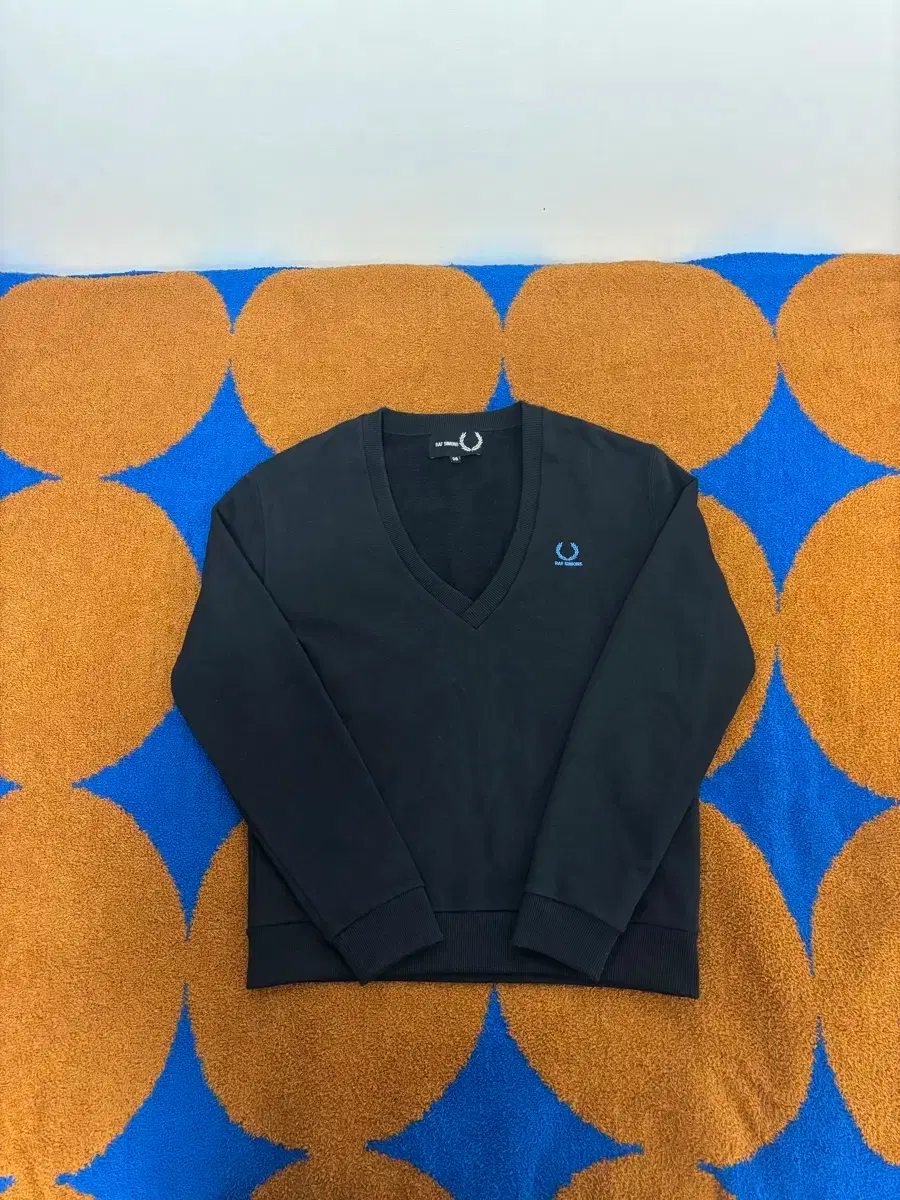 (Domestic Tab Product) Raf Simons Laurel Embroidery V-Neck Tee