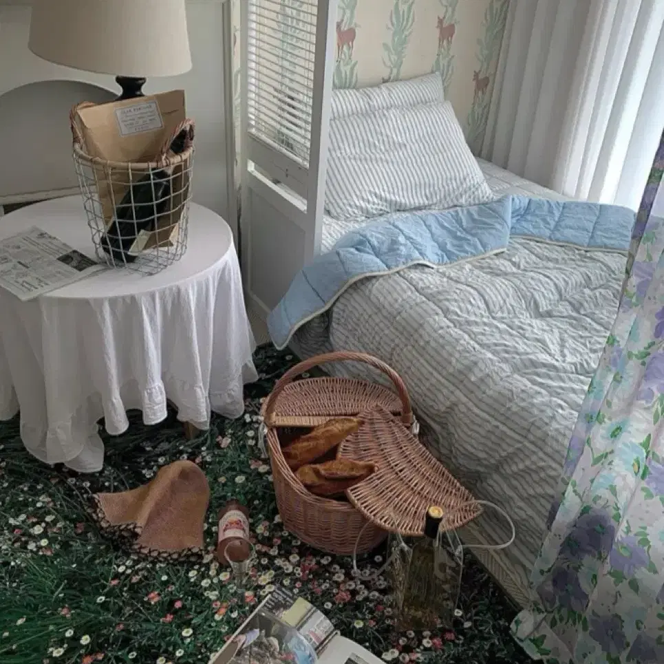 Fluffy Archive Flower Garden Rug #러그,#플라워러그,#플러피아카이브 on Bunjang Global Site.