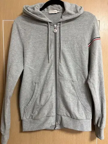 몽클레어 그레이 후드티