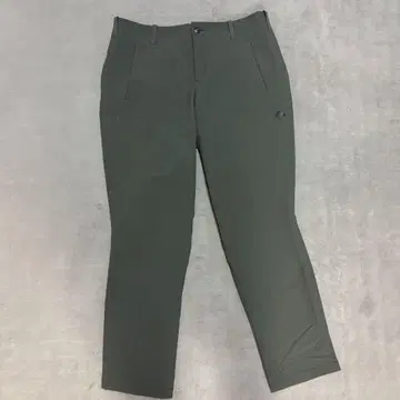 데상트 DESCENTE 치노 팬츠 속기모 올리브색