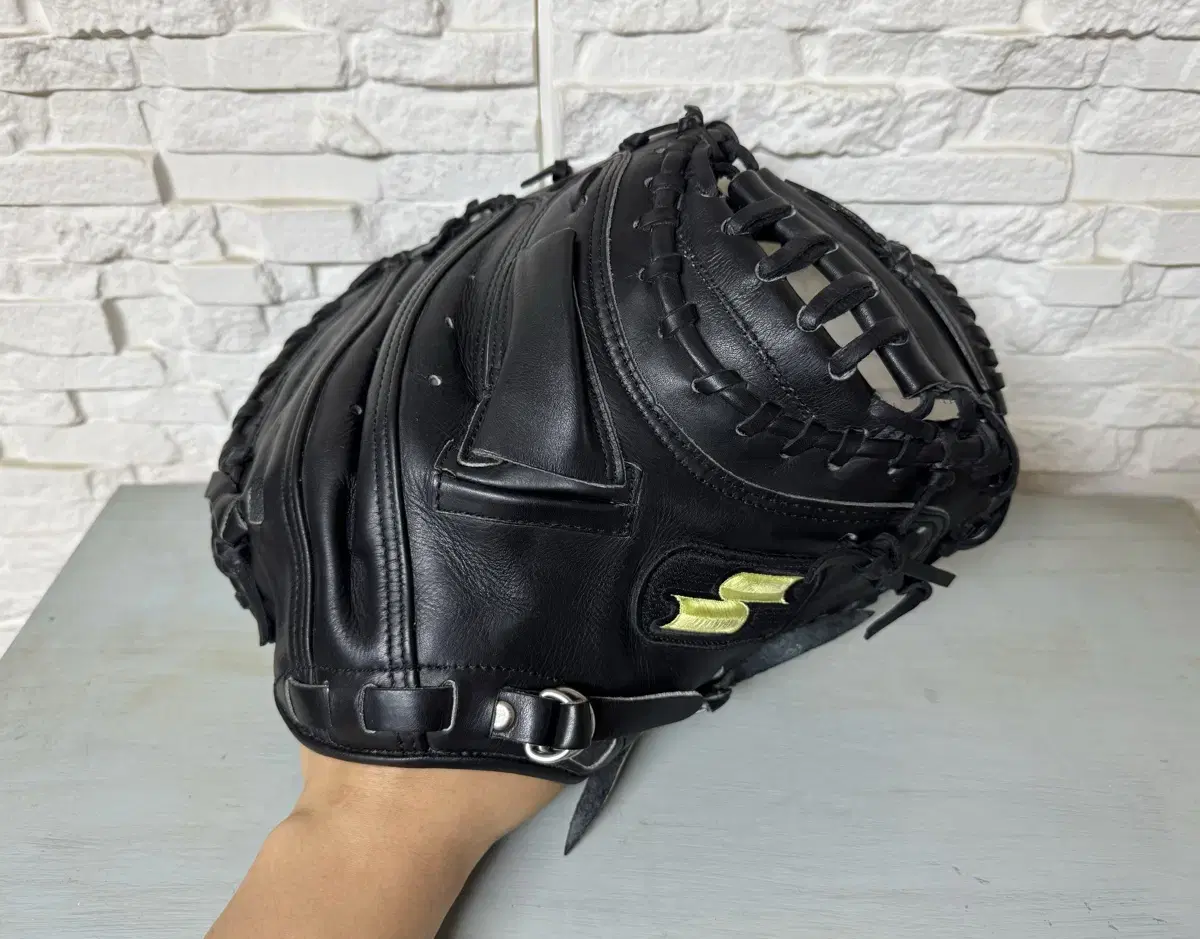 Sasaki Competitor Japan-made Hardball Catcher's Mitt 34 inch (Baseball Glove)
