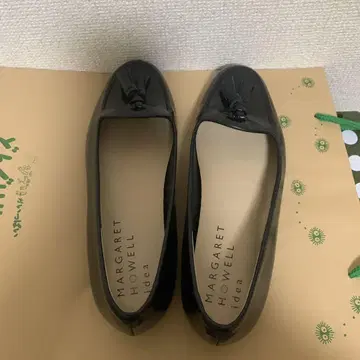 마가렛 호웰 블랙 발레 슈즈 22