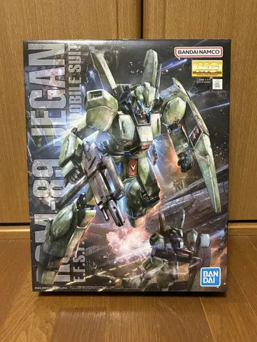 MG 1/100 RGM-89E JEGAN 건담 프라모델