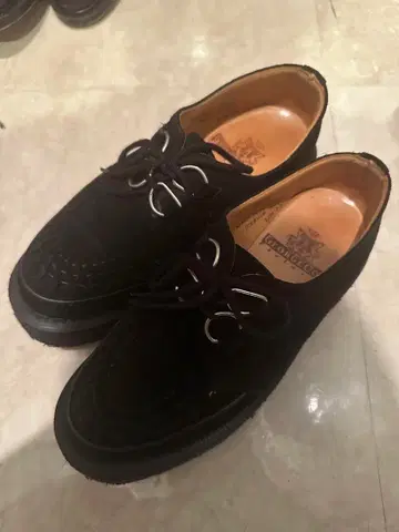 GEORGE COX 스키프턴 스웨이드