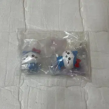 치이카와 (먼작귀) 산리오 변신 피규어 가챠가챠 하치와레 키티