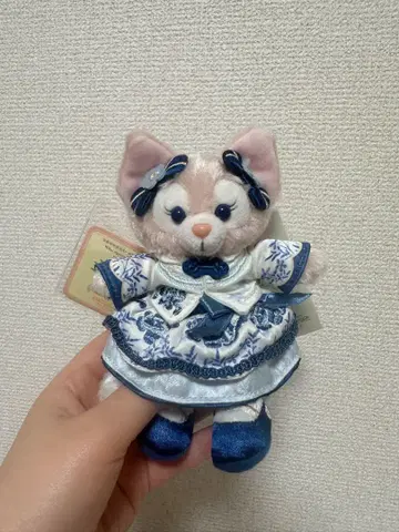 상하이 디즈니 한정판 봉제 인형 배지 리나벨