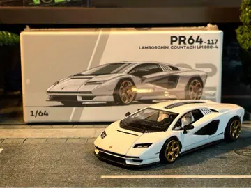 팝 레이스 1/64 람보르기니 카우 턱 LPI 800-4