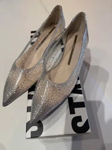 스타카토 스톤이 달린 클리어 플랫 슈즈 24.5cm