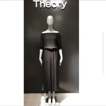 새상품급 Theory 띠어리 정가 53900엔 올인원 살로펫 실크 100