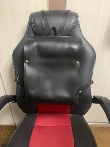 블랙 가죽 럭색/백팩