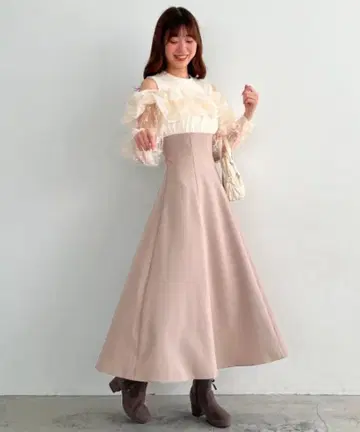 허리 쏙 들어가는 밀푀유 원피스 MAJESTIC LEGON