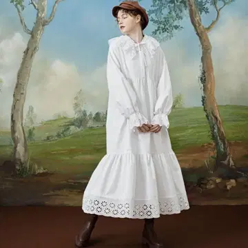 POPPY 코튼 레이스 후디 티어드 원피스