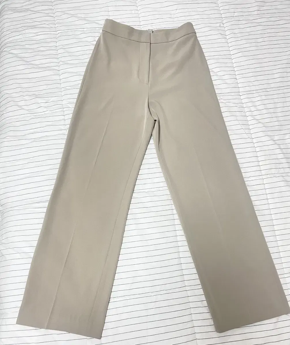 (New) H&M Sand Beige High-Waisted Slacks (34)
