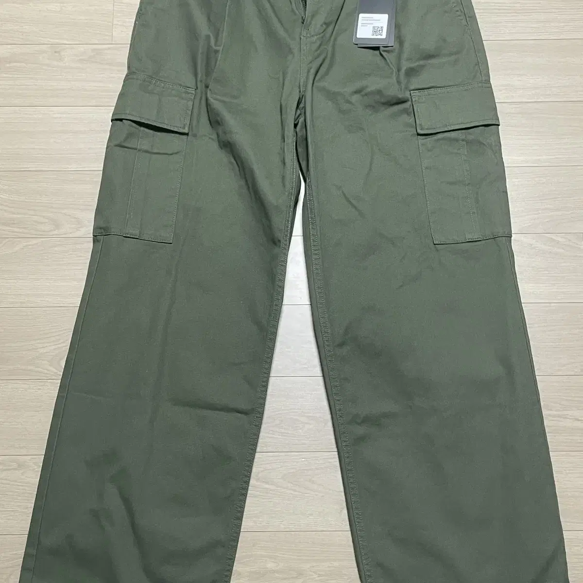 ★MUSINSA STANDARD★ One Tuck Cargo Bermuda Pants Khaki MMEP MUSINSA | MUSINSA STANDARD One Tuck Cargo Bermuda Pants [Khaki]