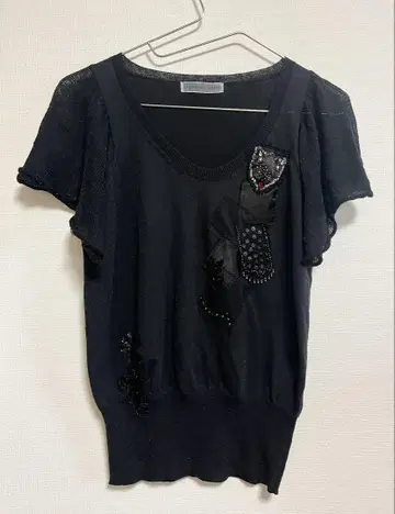 TSUMORI CHISATO 블랙 V넥 반팔 니트