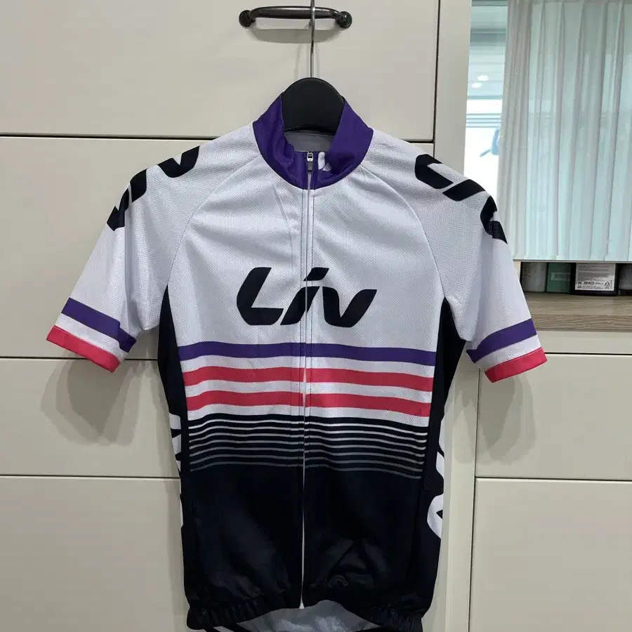 Liv women's cycling jersey, new, XS on Bunjang Global Site.