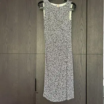Max Mara 레오파드 무늬 슬리브리스 원피스 S 사이즈