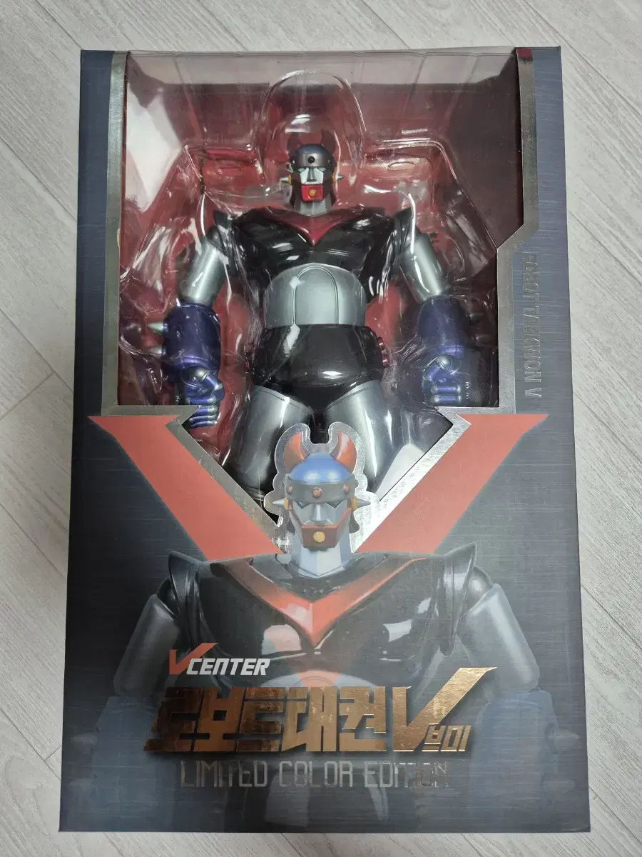 Robot Taekwon V Figure