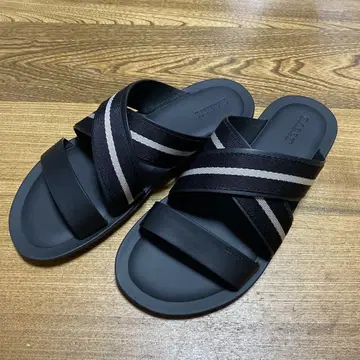 BALLY 블랙 스트라이프 샌들 미사용 새상품(시착만 한 상품)