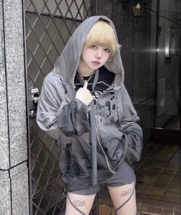 고전적인 녹슨 디자인 지퍼 후드 집업