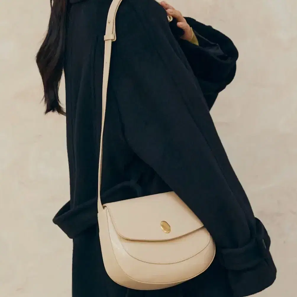 【OSTKAKA】 KADEL MINI SADDLE Shop 오스트카카카델 on Bunjang Global Site - No more Korean