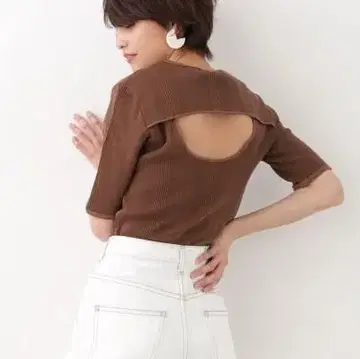 R JUBILEE 새상품 백 오픈 레이어드 티셔츠 탑